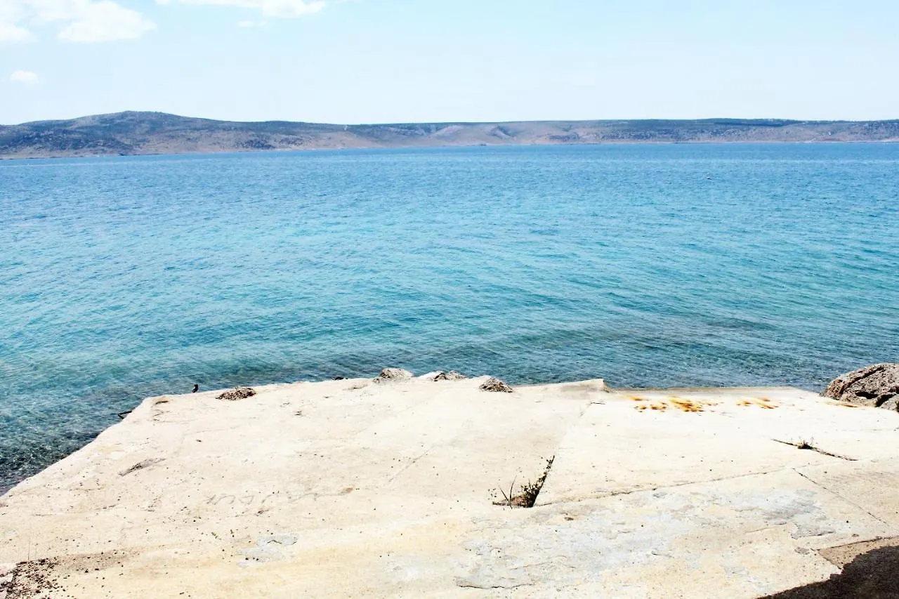 Apartments By The Sea Starigrad, Paklenica - 21824 0*, ستاريغغاد باكلينتسا