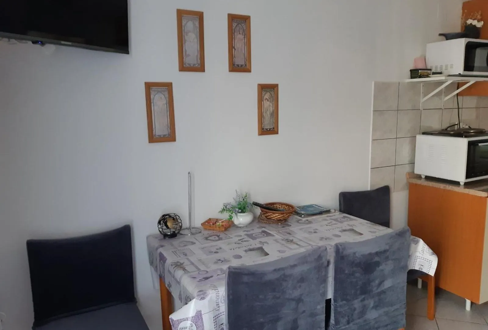Apartments By The Sea Starigrad, Paklenica - 21824